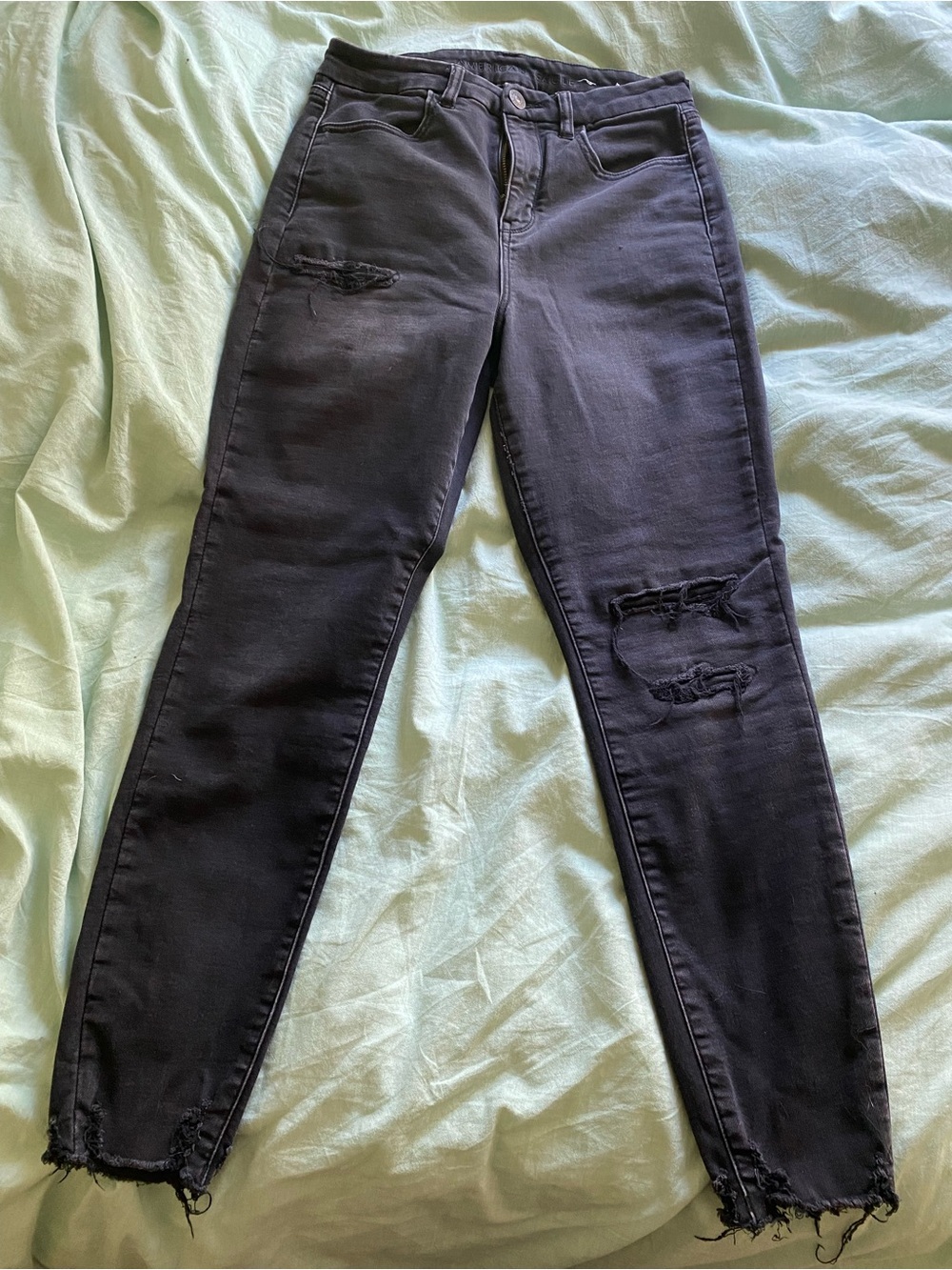 American Eagle Black Distressed Curvy Skinny Jeans